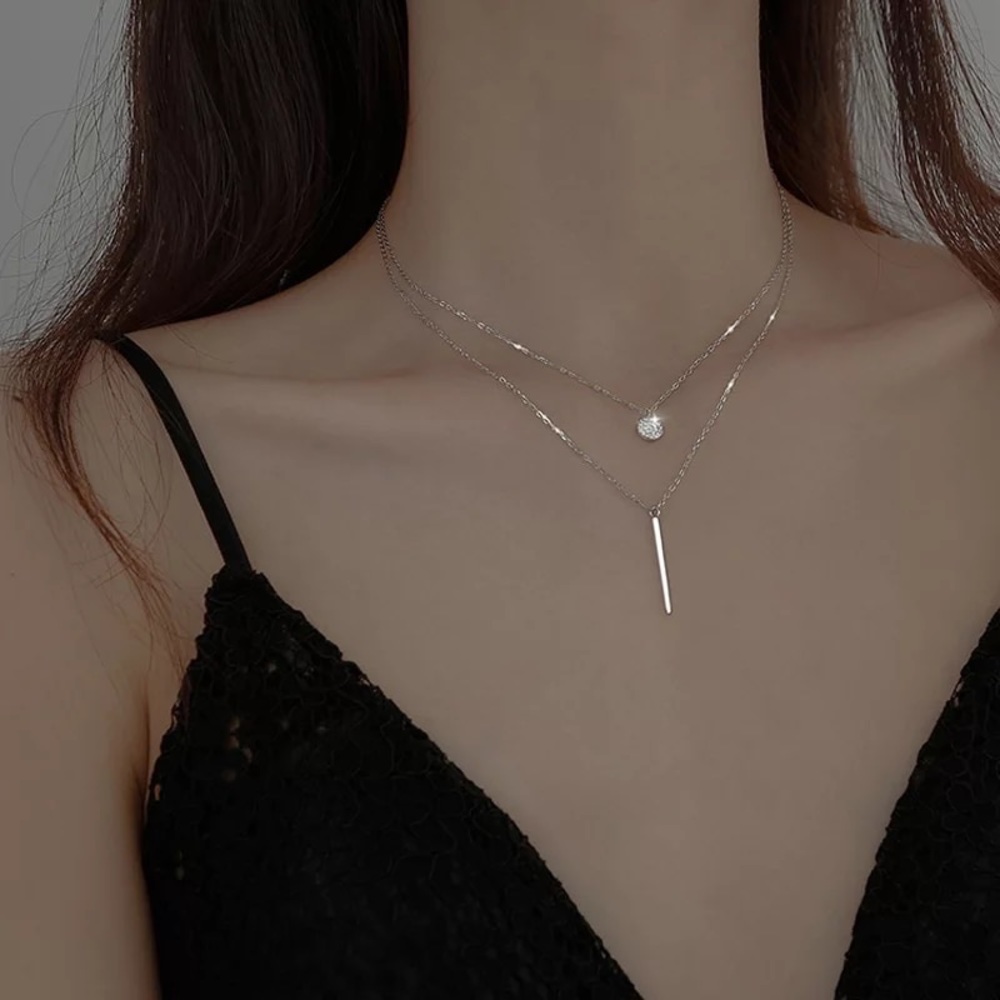New Layered Silver Plated Crystal Circle & Bar Necklace